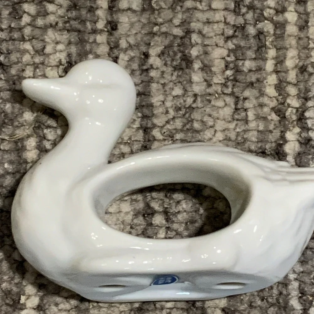 Action Porcelain Napkin Rings Set of 4 Farm Animals‎ Made in Japan Vintage 1984